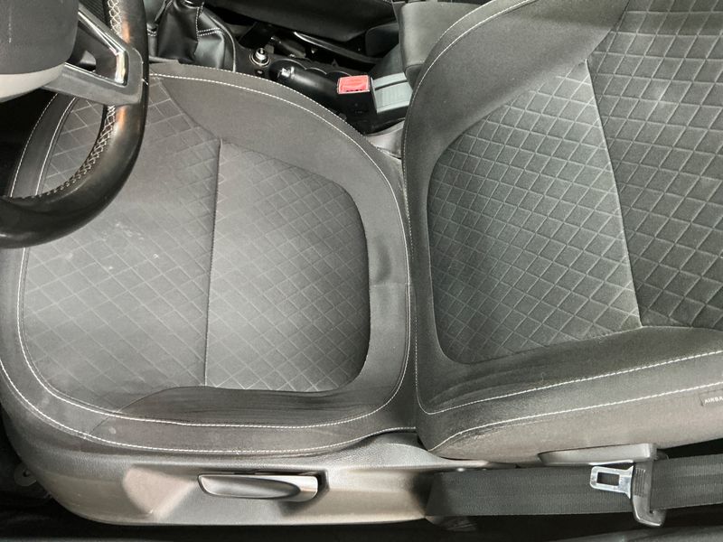 Skoda Yeti 1.2 TSI Edition 2015 – снимка 24