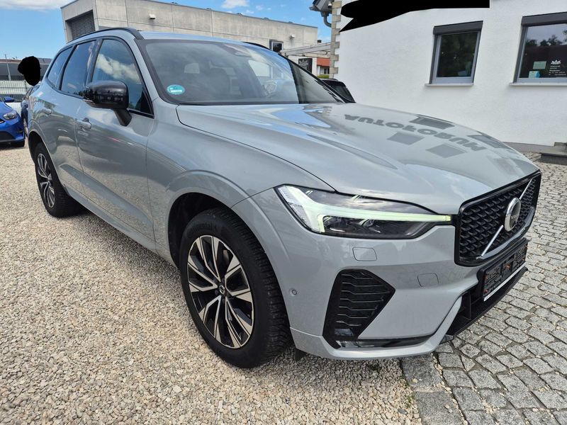 Volvo XC60 2.0 B4 Mild-Hybrid Plus Dark 2WD — zdjęcie 6