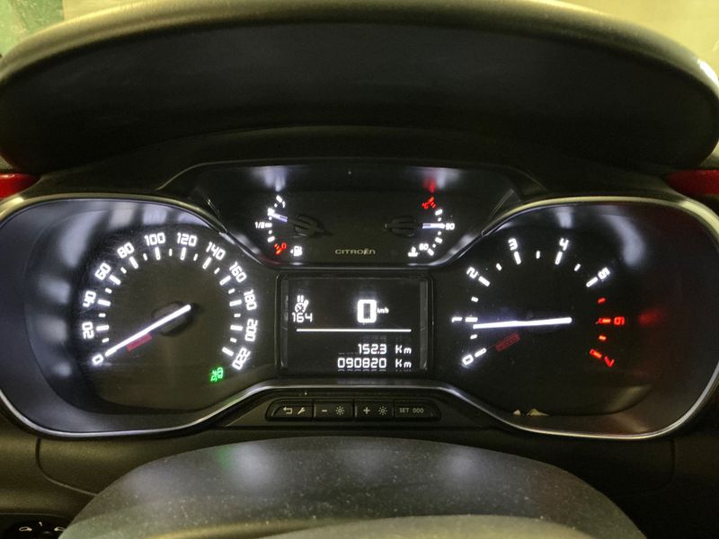 Citroen C3 1.2 PureTech Shine — zdjęcie 13