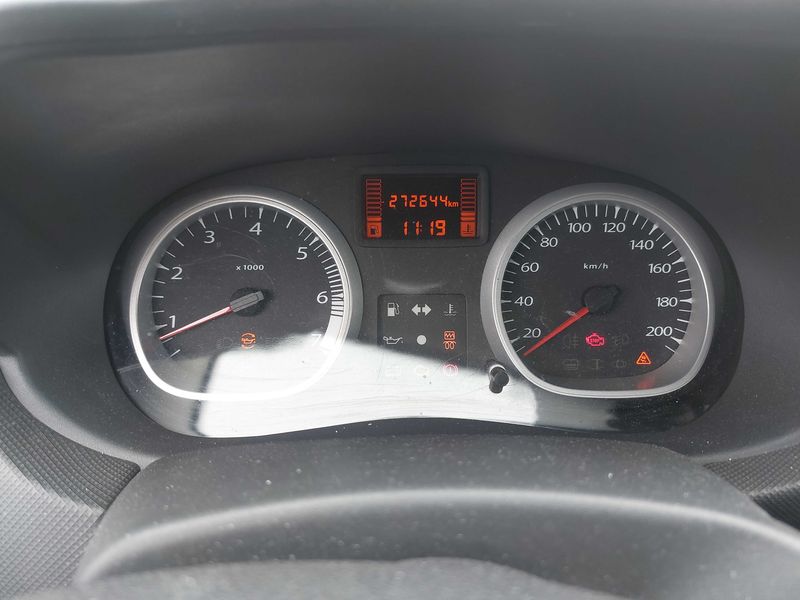 Dacia Duster 1.5 dCi Prestige 4x2 2011 – снимка 12