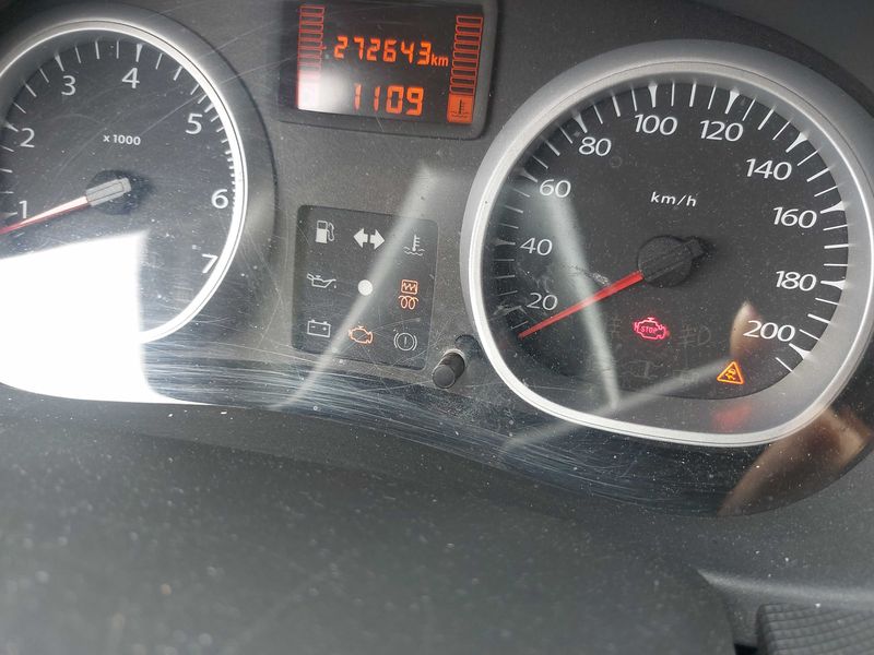 Dacia Duster 1.5 dCi Prestige 4x2 2011 – снимка 38