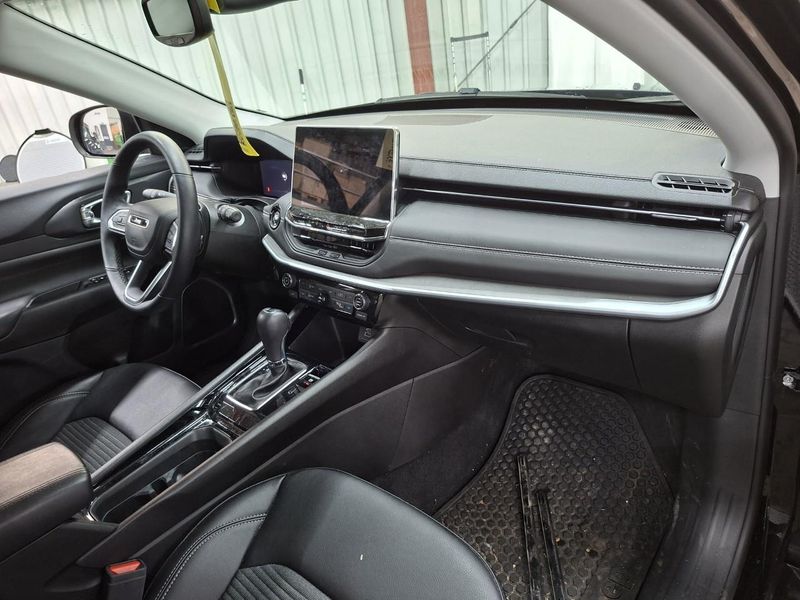 Jeep Compass 1.5 GSE T4 e-Hybrid Altitude — zdjęcie 7