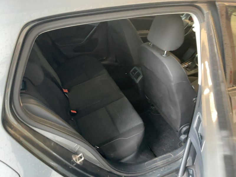 Volkswagen Golf VII 1.0 TSI Trendline BlueMotion Tech — zdjęcie 14