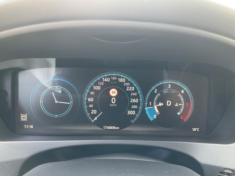 Jaguar F-Pace 20d R-Sport AWD — zdjęcie 13