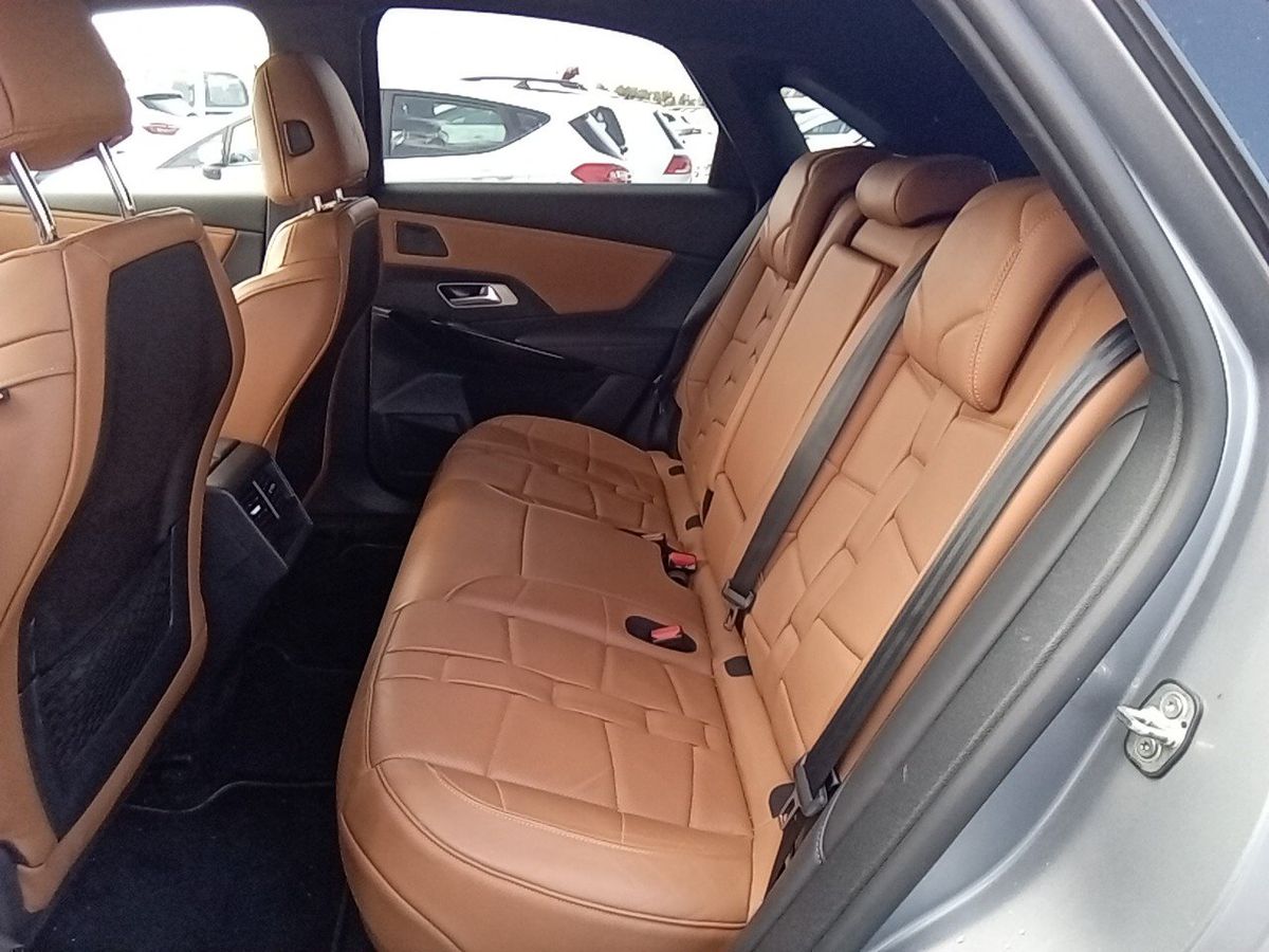 DS Automobiles DS7 Crossback 1.6 E-Tense Hybrid 4x4 Rivoli