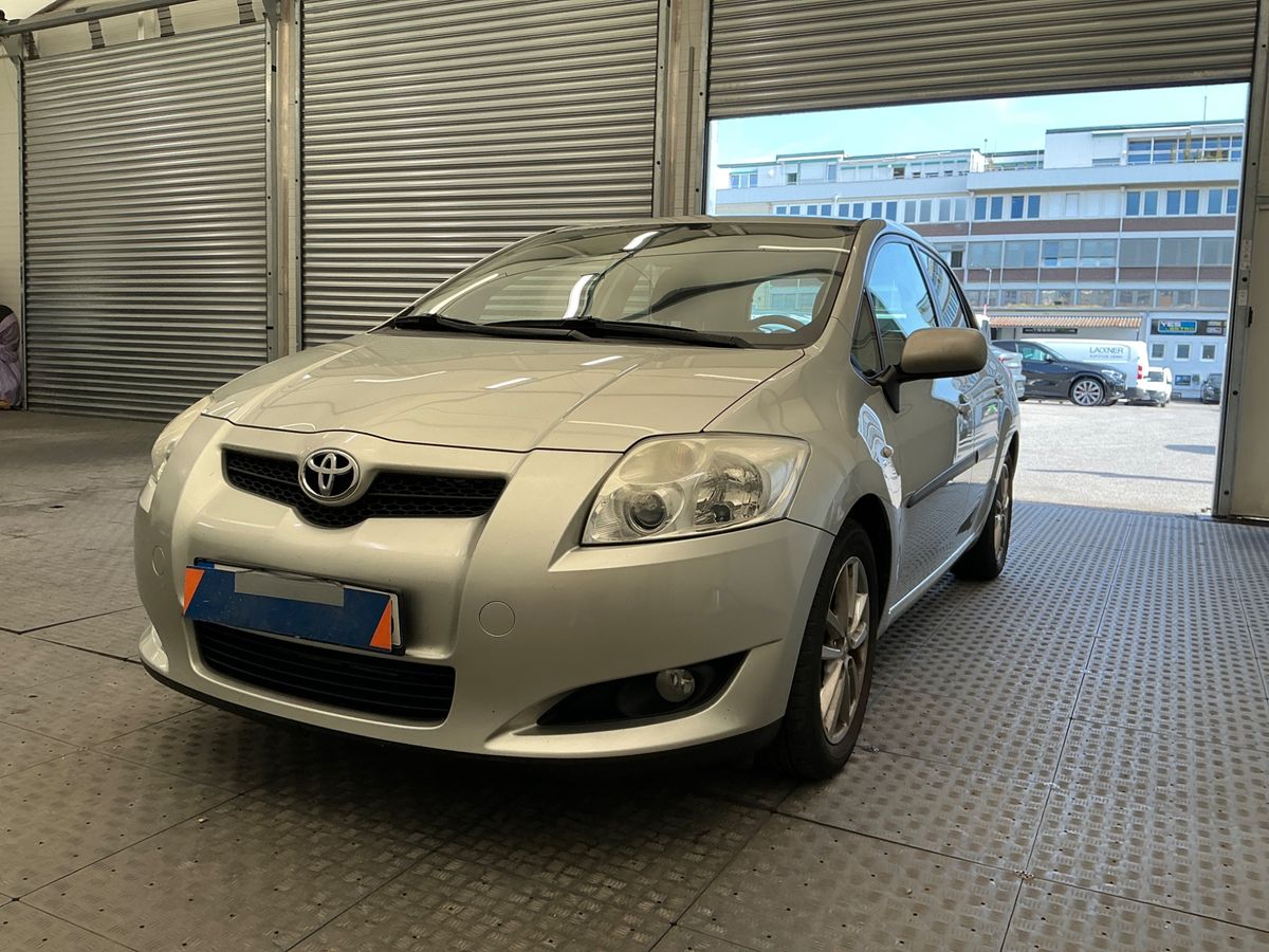 Toyota Auris 2009