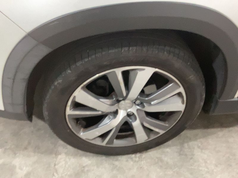 Peugeot 2008 1.6 Blue-HDi Allure 2017 – снимка 3