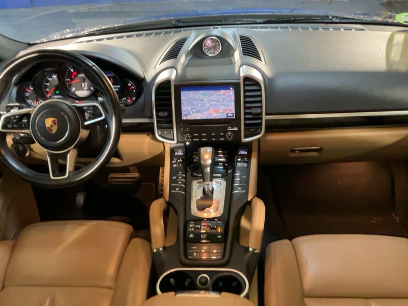 Porsche Cayenne Diesel Platinum Edition — zdjęcie 12