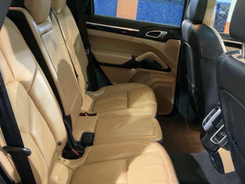 Porsche Cayenne Diesel Platinum Edition — zdjęcie 14