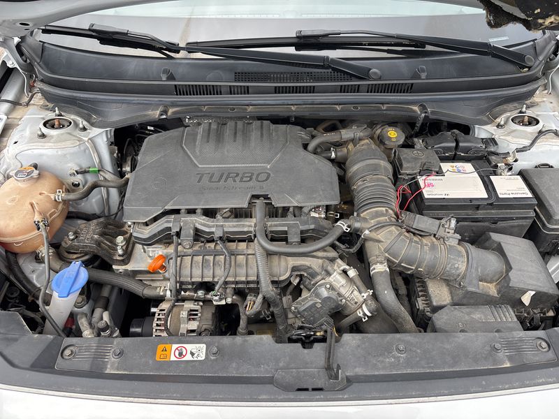 Hyundai Bayon 1.0 TGDI Intro Edition 2WD — zdjęcie 8