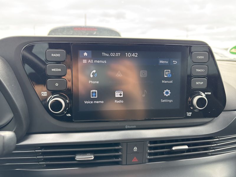 Hyundai Bayon 1.0 TGDI Intro Edition 2WD — zdjęcie 13