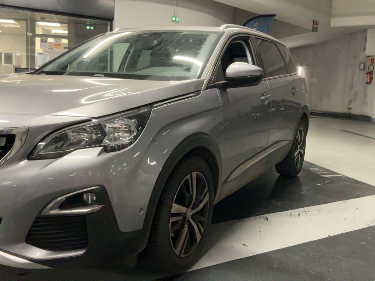 Peugeot 5008 d'occasion