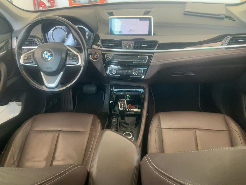 BMW X1 sDrive 16d xLine 2021 – снимка 17