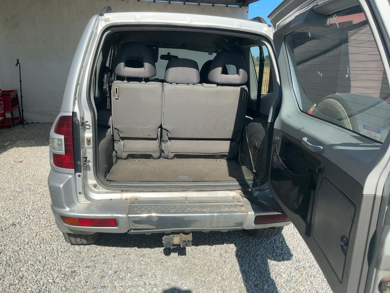 Mitsubishi Pajero 2.5 Turbodiesel TD GLX 2500 — zdjęcie 10