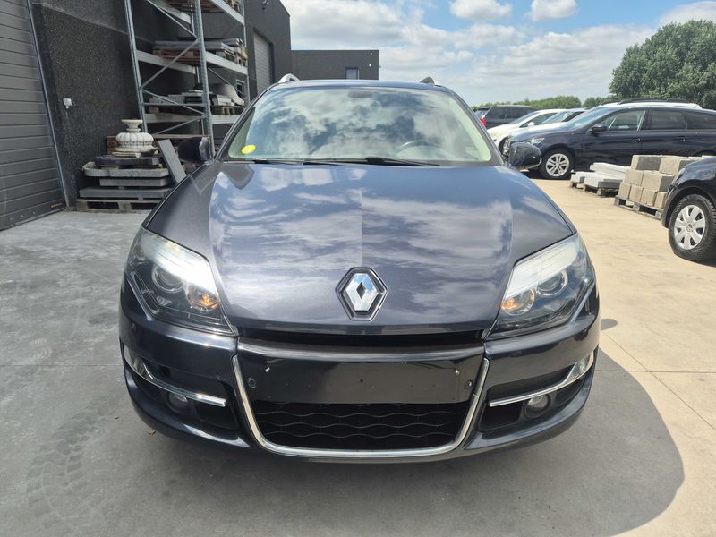 Renault Laguna 1.5 dCi BOSE Edition — zdjęcie 7