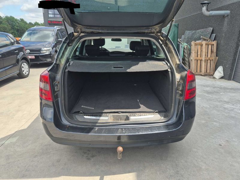 Renault Laguna 1.5 dCi BOSE Edition — zdjęcie 9