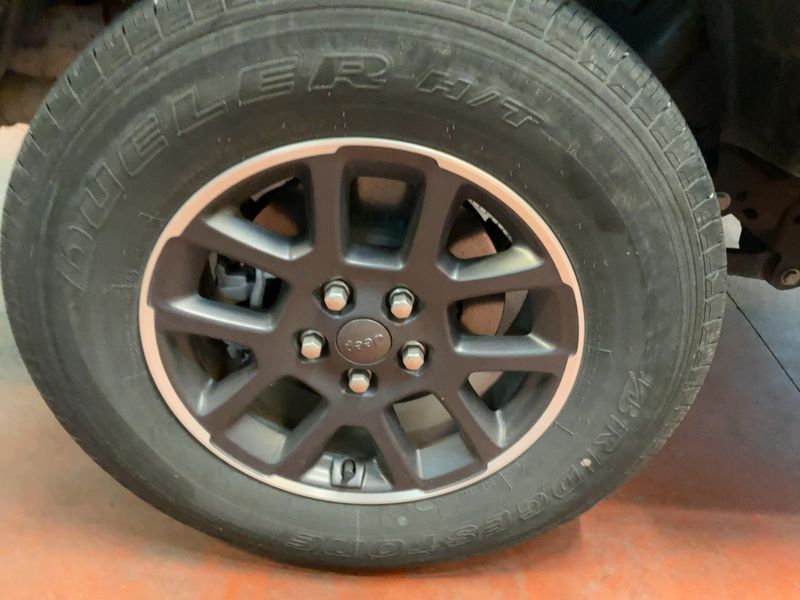 Jeep Gladiator 3.0 CRD Overland 4WD 2022 – снимка 9