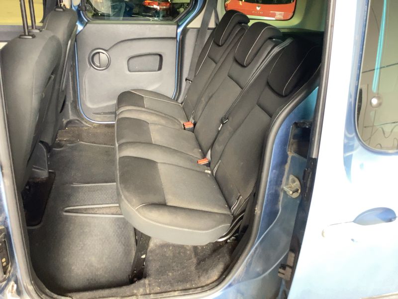 Renault Kangoo 1.5 dCi Energy Life — zdjęcie 14