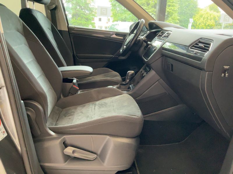 Volkswagen Tiguan Allspace 2.0 TDI Advanced 4Motion BlueMotion Tech — zdjęcie 11