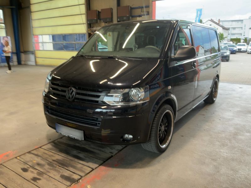 Volkswagen T5 Kombi 2.0 TDI — zdjęcie 1