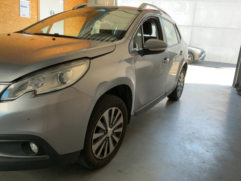 Peugeot 2008 1.2 VTi Active — zdjęcie 2