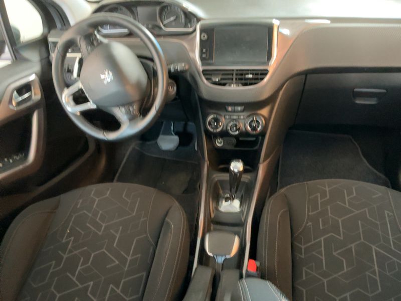 Peugeot 2008 1.2 VTi Active — zdjęcie 12