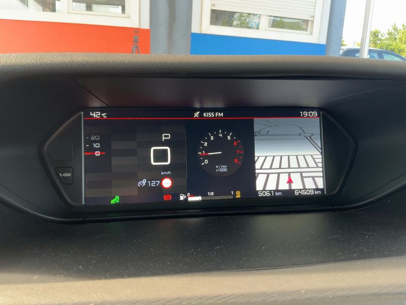 Citroen C4 Grand Spacetourer 1.2 PureTech Shine — zdjęcie 13
