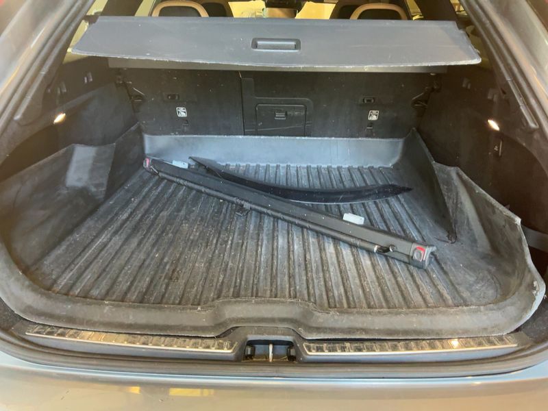 Volvo V90 Cross Country 2.0 D5 Pro AWD — zdjęcie 10