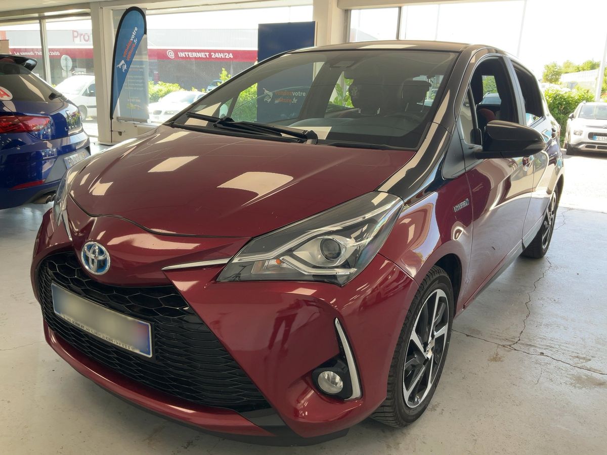 Toyota Yaris 2019 — photo 1