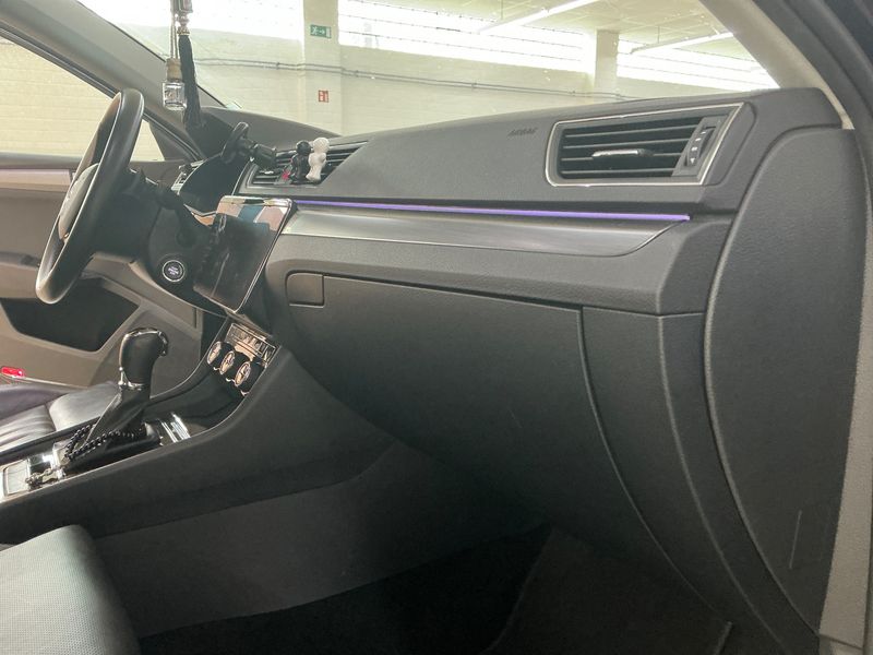 Skoda Superb 2.0 TDI Premium Edition 2019 – снимка 22
