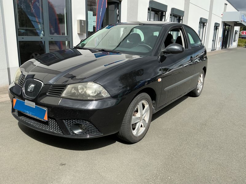 Seat Ibiza 1.6 Reference — zdjęcie 1