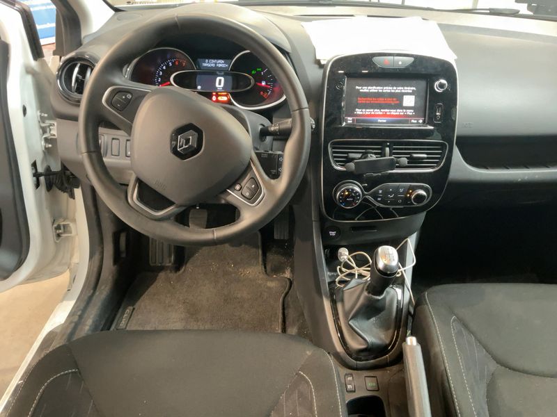 Renault Clio 0.9 Energy Limited — zdjęcie 12