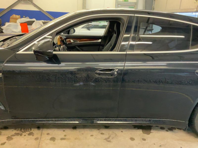 Porsche Panamera 4S — zdjęcie 4