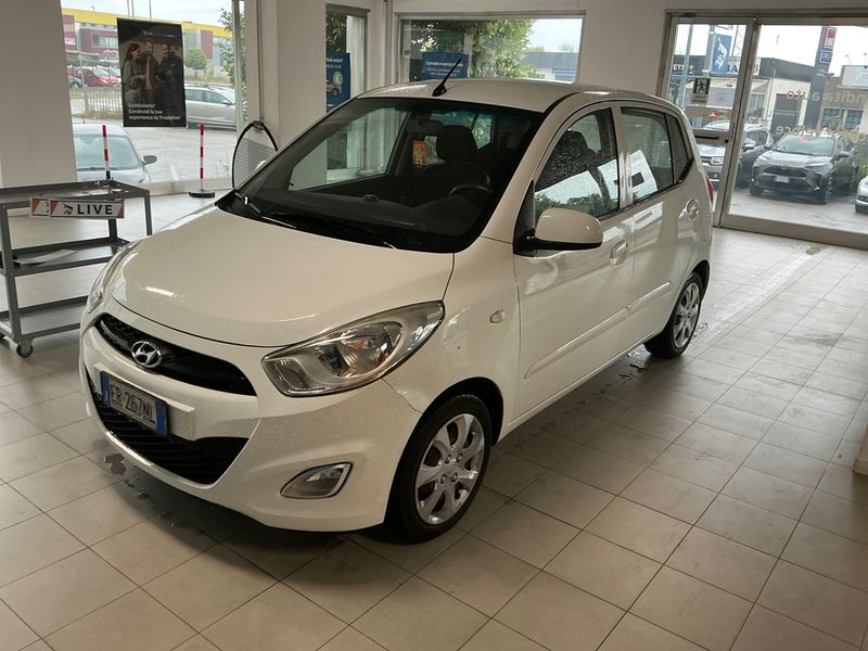 Hyundai i10