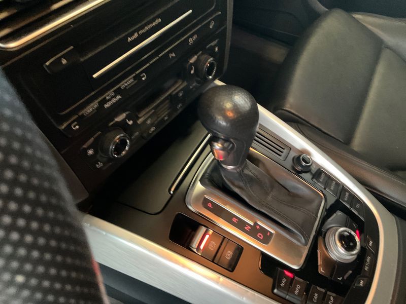 Audi Q5 3.0 V6 TDI quattro 2012 – снимка 23