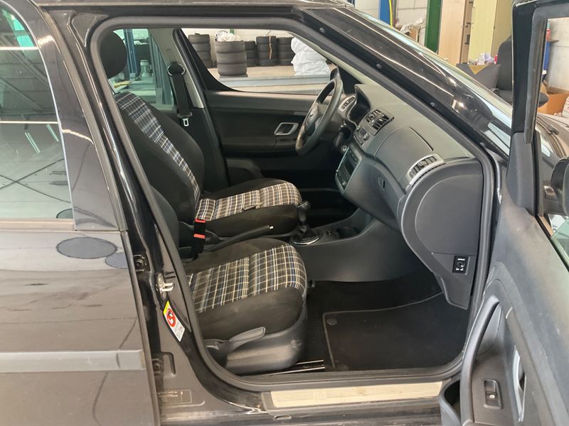 Skoda Roomster 1.2 TSI Ambition — zdjęcie 3