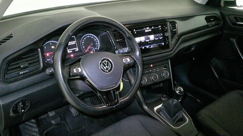 Volkswagen T-Roc 2.0 TDI — zdjęcie 13