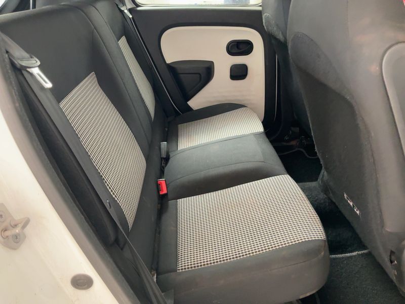 Renault Twingo 1.0 SCe Live — zdjęcie 14