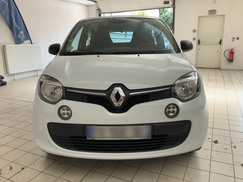 Renault Twingo 1.0 SCe Live — zdjęcie 9