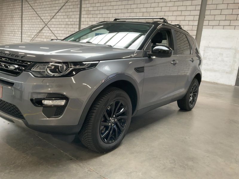 Land Rover Discovery Sport 2.0 Td4 SE AWD 2018 – снимка 2