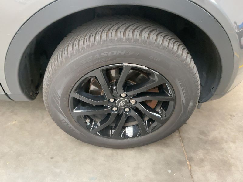 Land Rover Discovery Sport 2.0 Td4 SE AWD 2018 – снимка 11