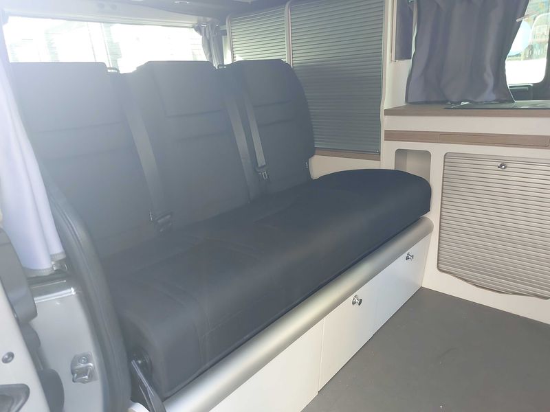 Renault Trafic 2.0 dCi L1H1 SpaceClass — zdjęcie 13
