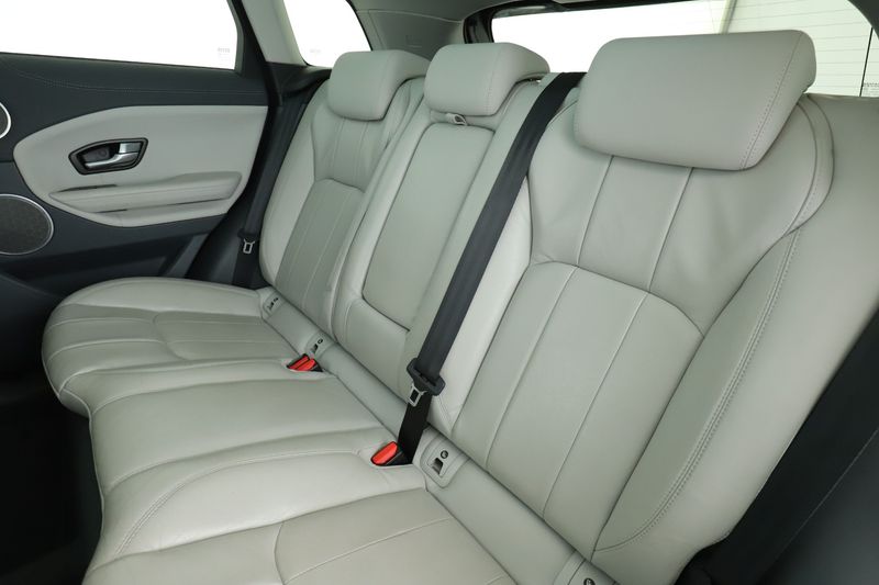 Land Rover Evoque 2.0 Sd4 SE — zdjęcie 14