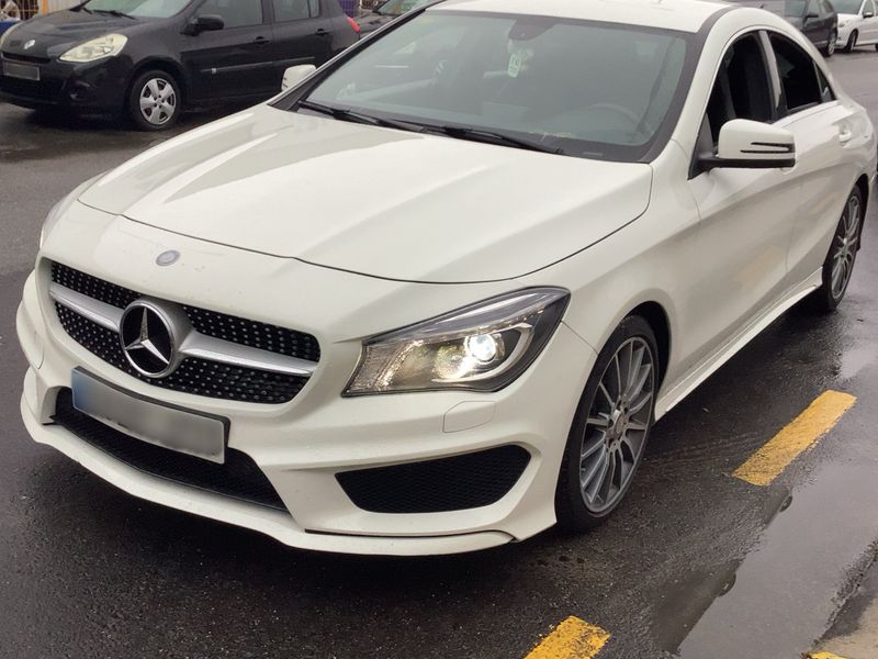 Mercedes-Benz CLA-Klasse CLA 200 d AMG Line 2015 – снимка 1