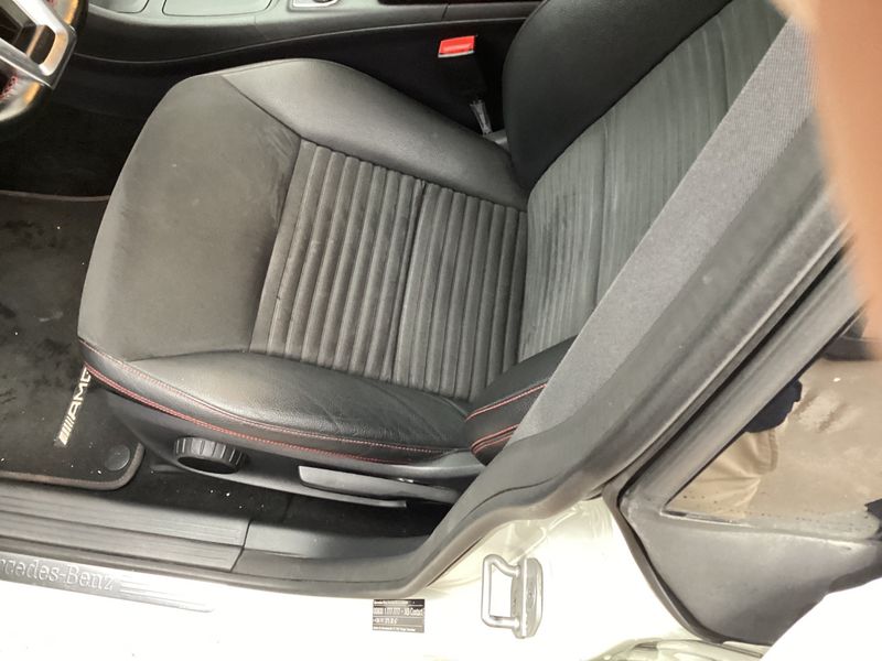 Mercedes-Benz CLA-Klasse CLA 200 d AMG Line 2015 – снимка 23