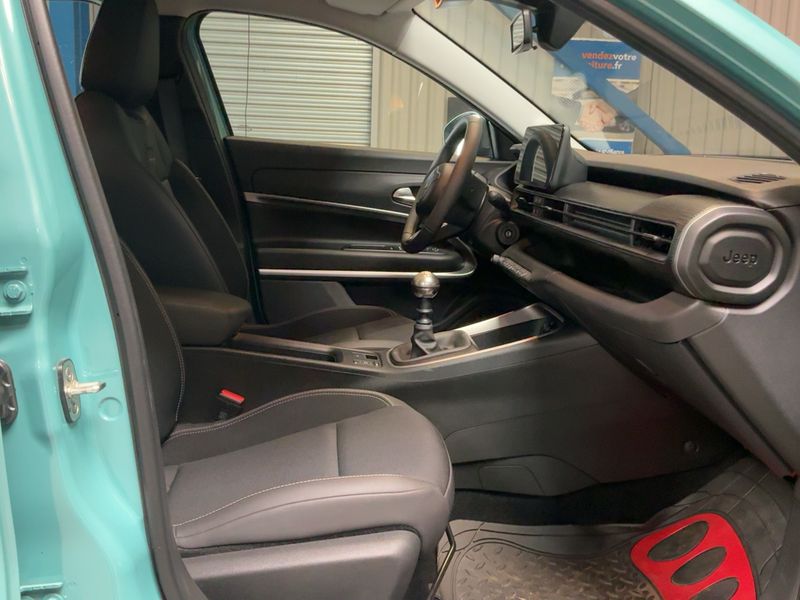 Jeep Avenger 1.2 T-GDI Altitude — zdjęcie 11