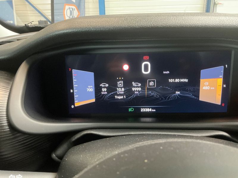 Jeep Avenger 1.2 T-GDI Altitude — zdjęcie 13