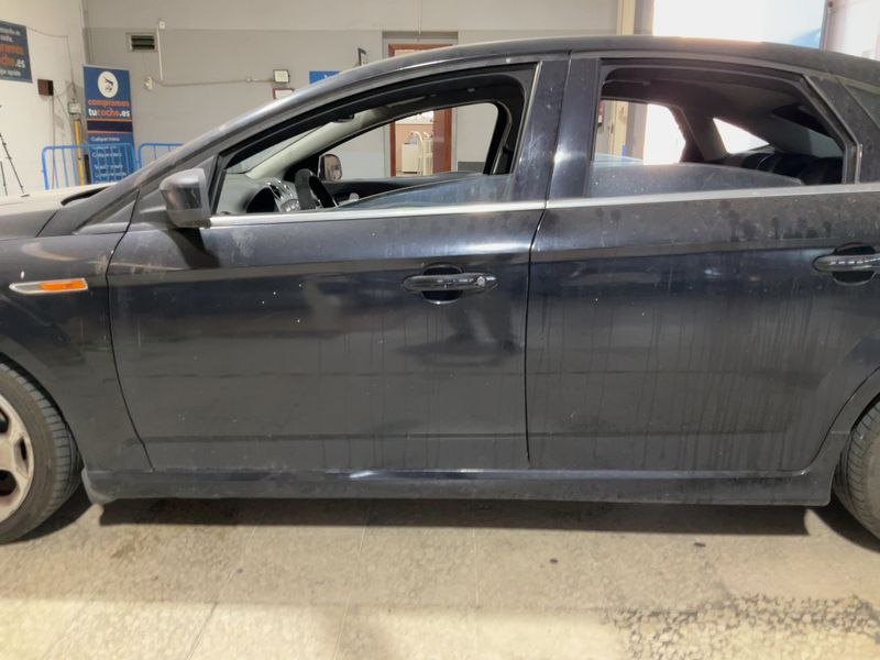 Ford Mondeo 2.2 TDCi Titanium S — zdjęcie 4