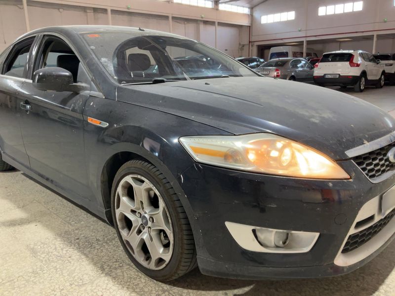 Ford Mondeo 2.2 TDCi Titanium S — zdjęcie 8