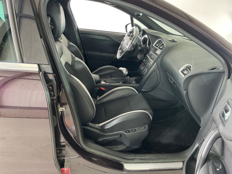 Citroen DS4 1.6 HDi SoChic — zdjęcie 3